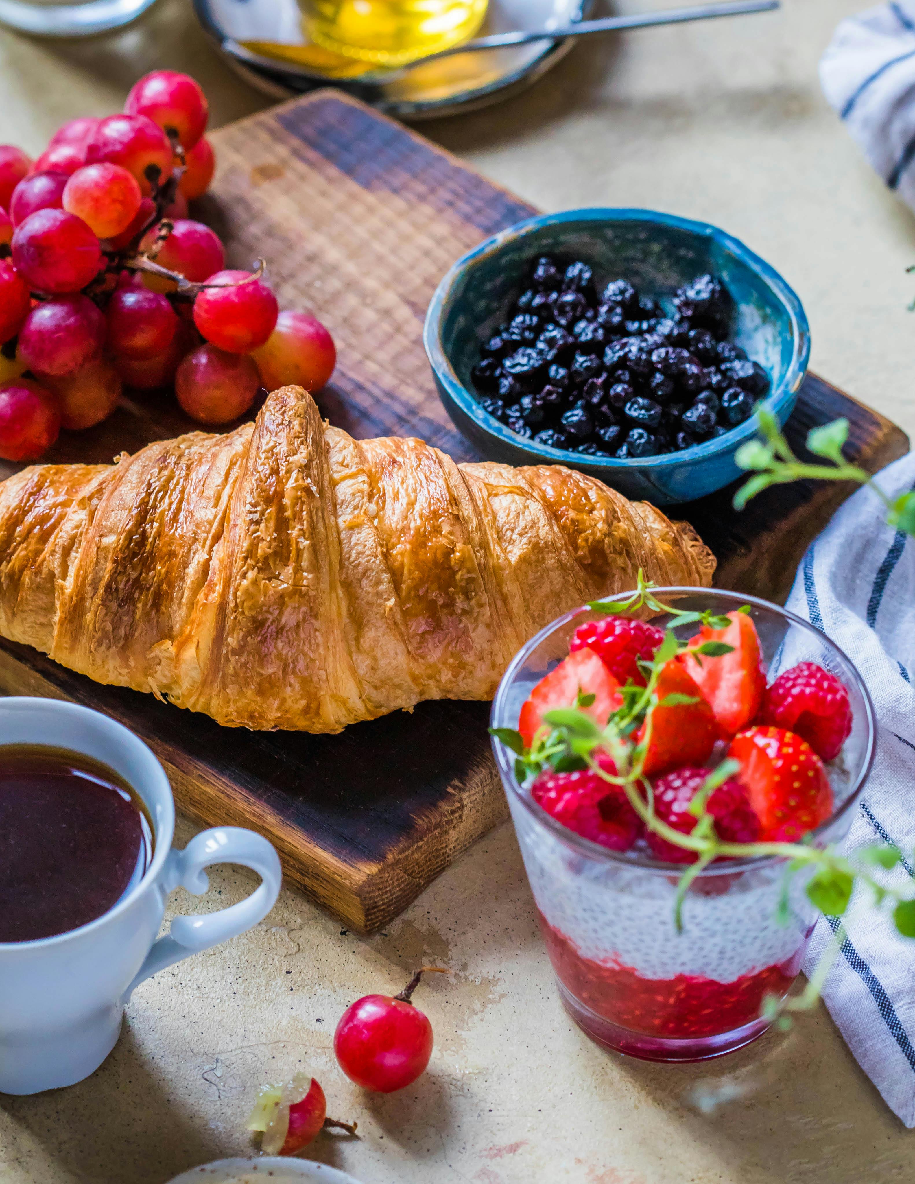 الكرواسون بحشوات متنوعة: شوكولاتة وجبنة وعسل 🥐🍫🧀